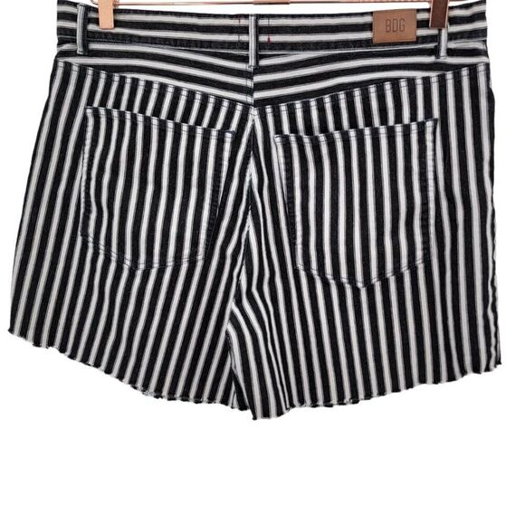 Bdg Black White Railroad Stripe Cut Off Jean Shorts 36 - Picture 4 of 4